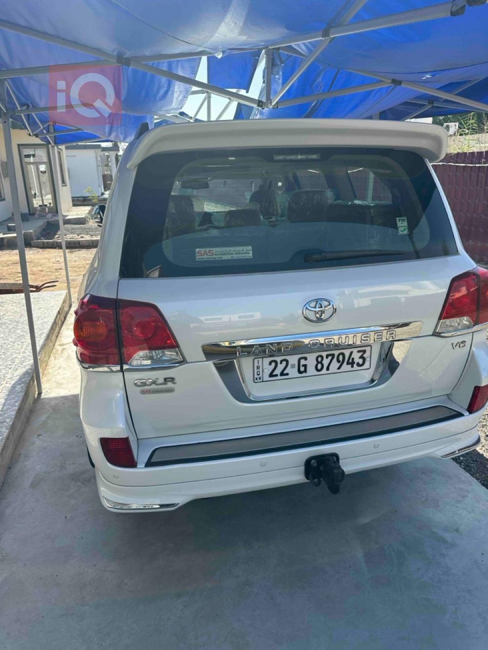 Toyota Land Cruiser